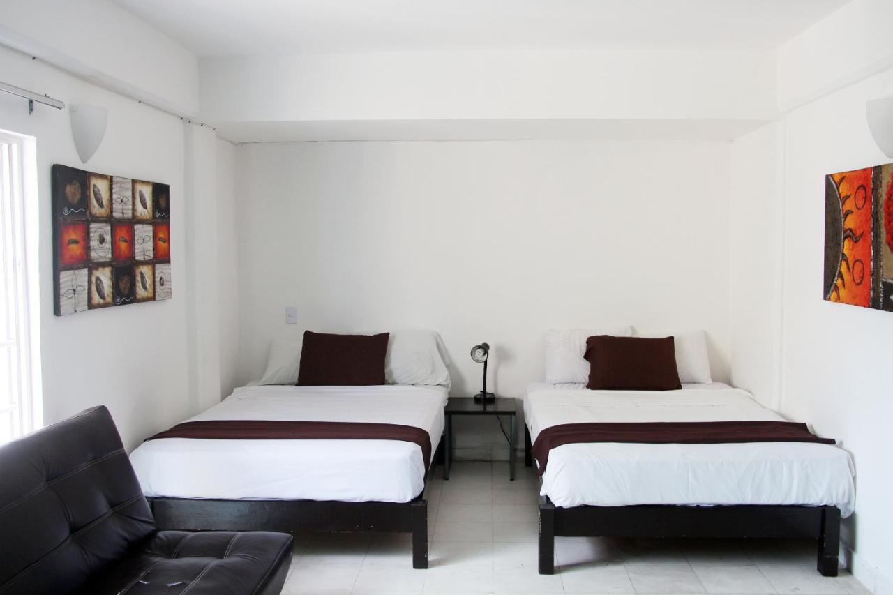 Hotel & Hostal Casa De Luz Канкун Екстер'єр фото